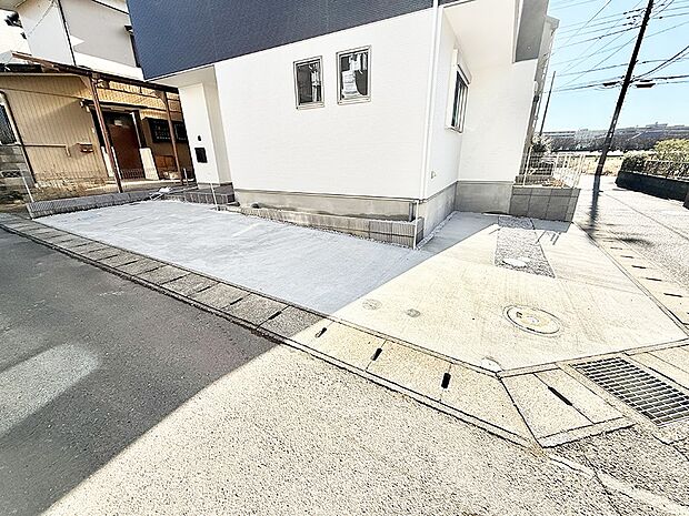 【駐車場】■カースペース有