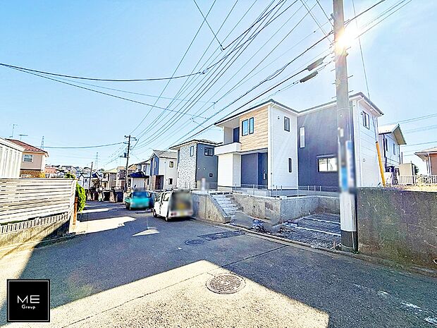 【前面道路含む現地写真】■優雅なラインが、毎日を引き立てます