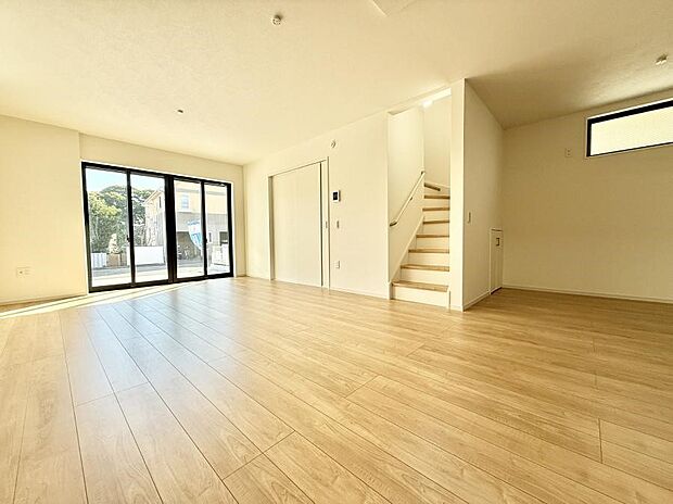 【リビング】■自然と会話が生まれる、心地よいひととき