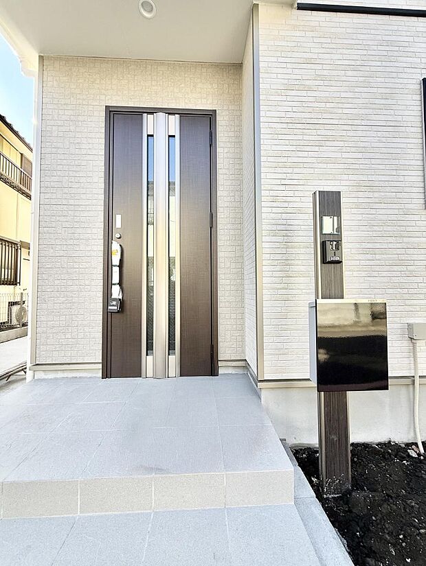 【玄関】■ ここから始まる、笑顔あふれる毎日