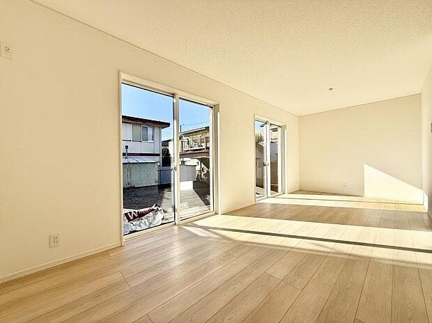 【リビングダイニング】■シンプルだけど贅沢、大切な人と過ごす心がほどける空間