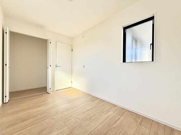 【子供部屋】■仕事や勉強のスペースに使うことで、集中しやすく静かな環境が整います