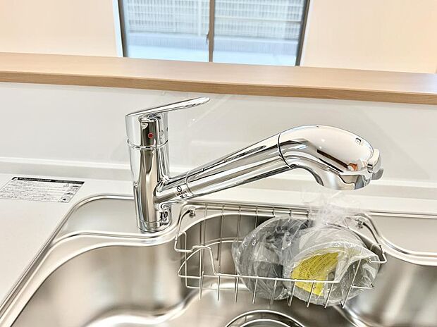 【浄水器】■清潔でおいしい水を手軽に供給してくれます