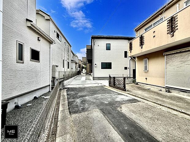 【前面道路含む現地写真】■新しい住まい、街の新しい風景