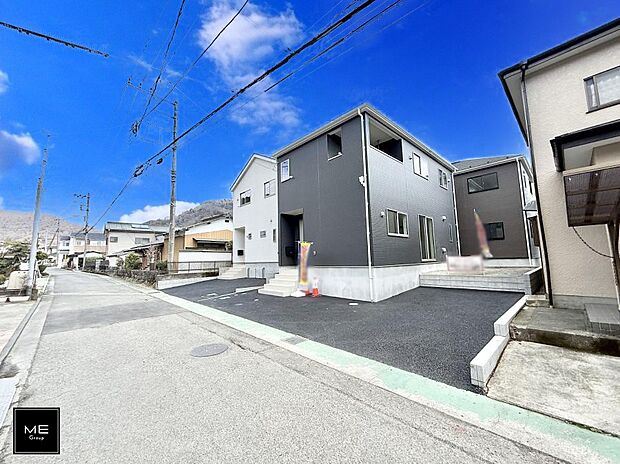 【前面道路含む現地写真】■家族とのお出かけが楽しくなる環境です