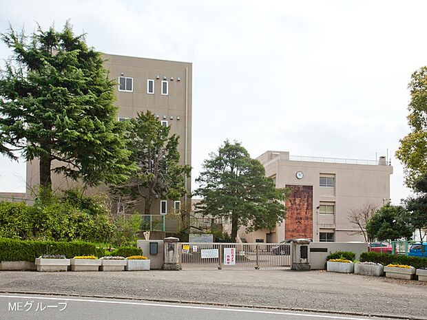 厚木市立荻野中学校(約2,150m・徒歩27分)