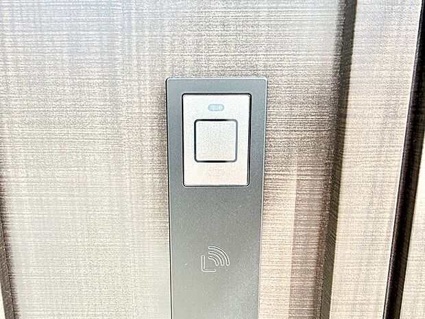 【スマートキー】■鍵を取り出さずに便利に操作できて快適