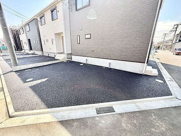 【駐車場】■毎日の駐車が快適に