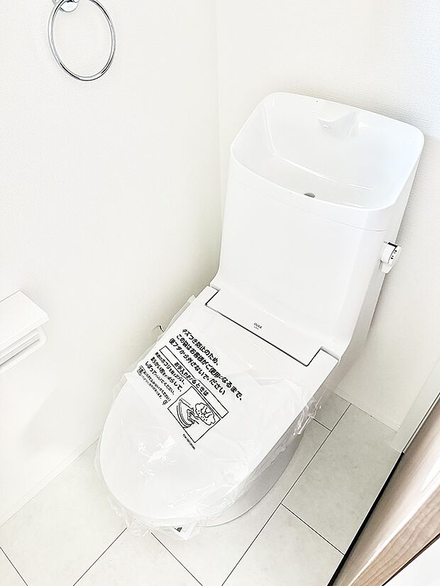 【トイレ】■毎日使う場所だからこそ、清潔感溢れる空間