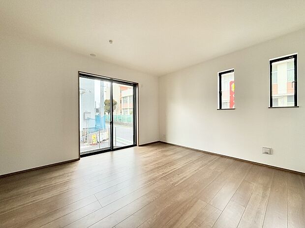 【ダイニング】■家族の笑顔があふれる、くつろぎの空間