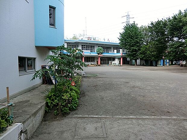 学校法人小磯学園 認定こども園 たけのうち幼稚園（約600m・徒歩8分）