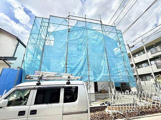【現地外観写真】■家族みんなが笑顔で過ごせる、安心感のある住まい