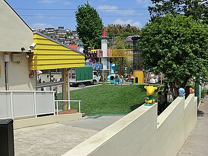 若竹幼稚園 640m(8分)