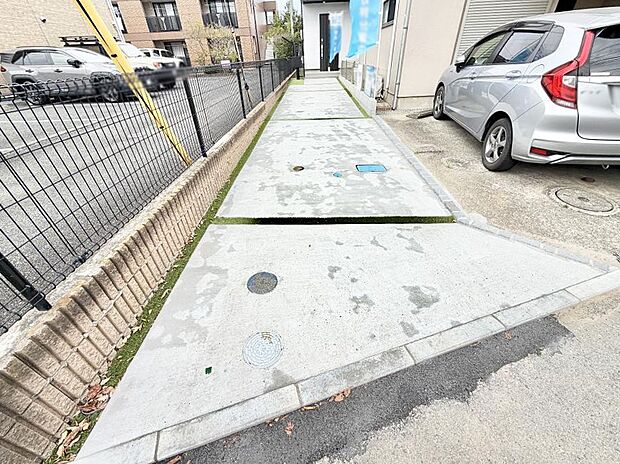 【駐車場】■自宅にカースペースがあると助かります