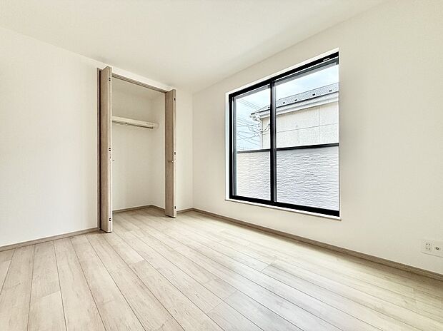 【リビング以外の居室】■落ち着いた雰囲気のお部屋で心が安らぐ空間