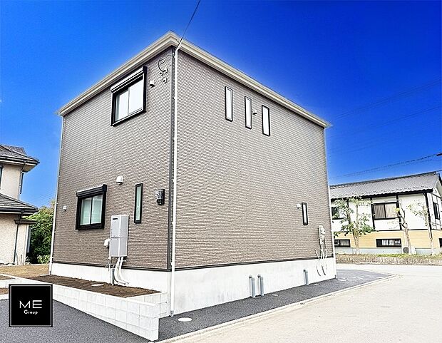 【現地外観写真】■暮らしを豊かにする充実した仕様設備で快適に