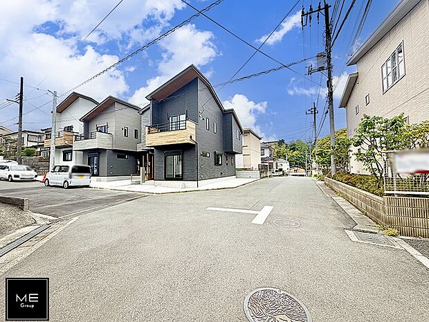 【前面道路含む現地写真】■新しい住まい、街の新しい風景