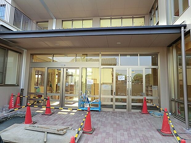 西砂保育園（約800m・徒歩10分）