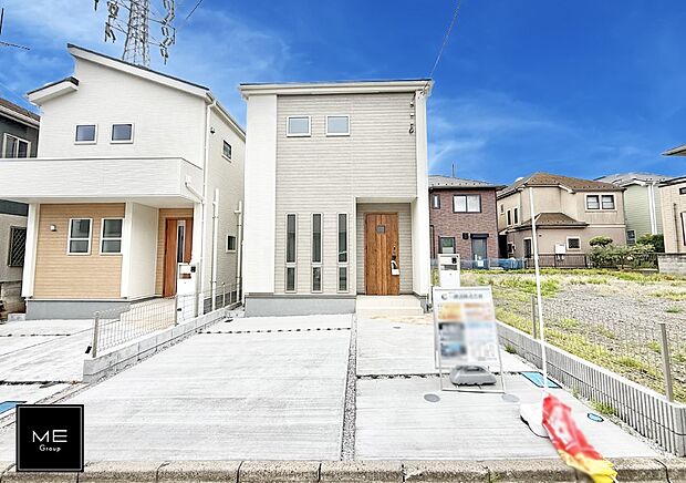 【現地外観写真】■暮らしを彩る充実した設備仕様が備わった住まい