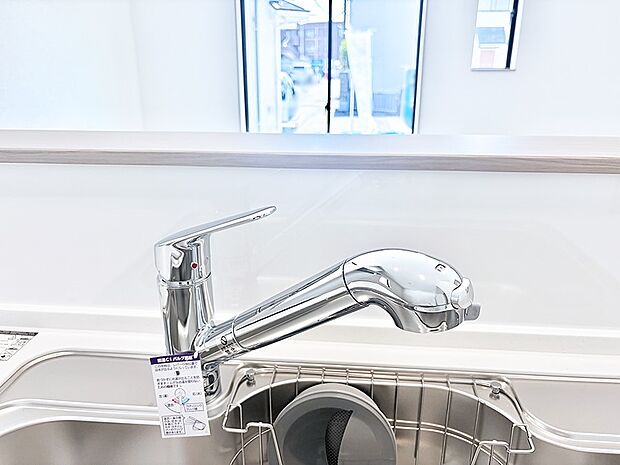 【浄水器】■清潔でおいしい水を手軽に供給してくれます