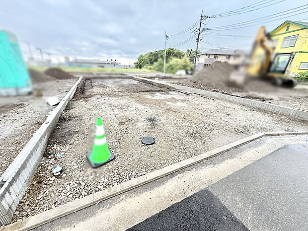 【現地外観写真】2号棟  ■家族みんなが笑顔で過ごせる、安心感のある住まい
