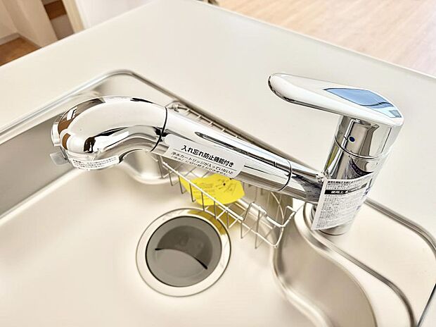 【浄水器】■清潔でおいしい水を手軽に供給してくれます