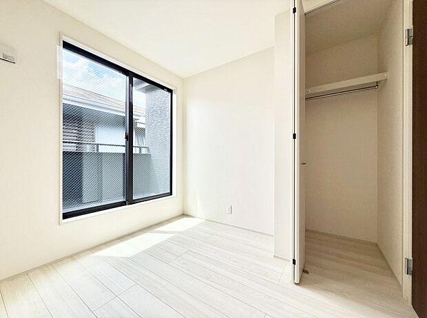 【洋室】1号棟  ■自分だけのスペース どんなお部屋にするかとっても楽しみですね