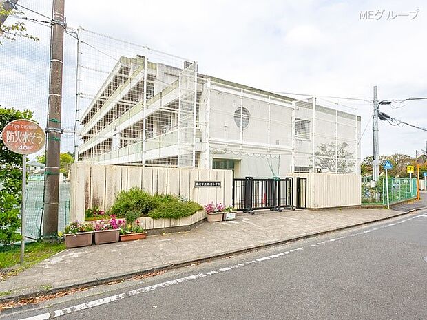 藤沢市立鵠沼小学校(約960m・徒歩12分)