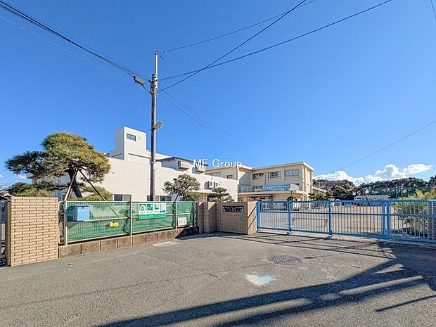 茅ヶ崎市立浜須賀小学校（約1,000m・徒歩13分）