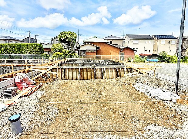 【現地外観写真】1号棟  ■新しい暮らしが始まる場所で、家族の絆を深める