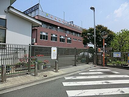 瀬谷幼稚園 400m(5分)