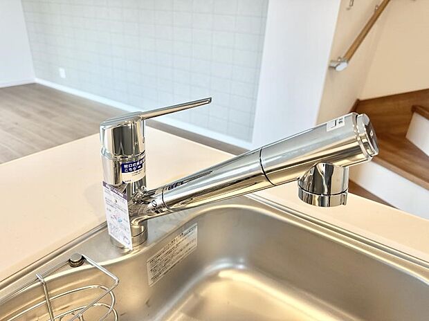 【浄水器】■清潔でおいしい水を手軽に供給してくれます