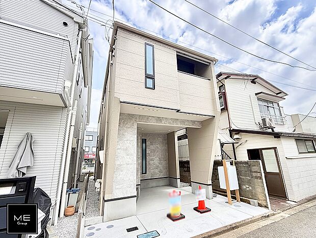 【現地外観写真】■暮らしを豊かにする充実した仕様設備で快適に