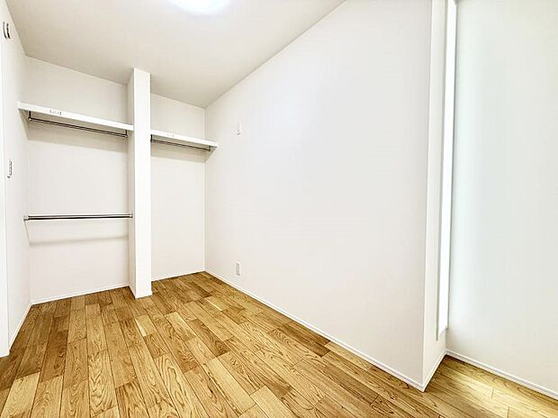 【子供部屋】■仕事や勉強のスペースに使うことで、集中しやすく静かな環境が整います