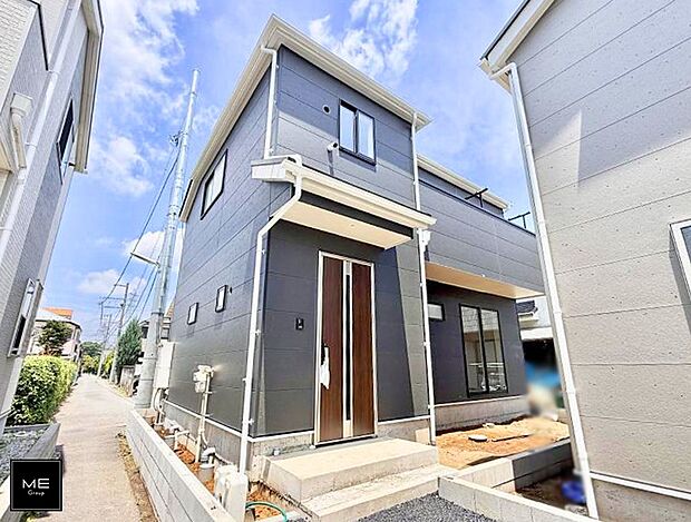 【現地外観写真】1号棟  ■暮らしを豊かにする充実した仕様設備で快適に