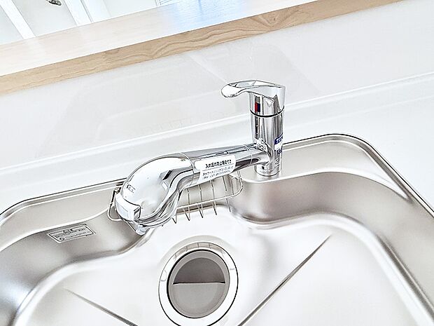 【浄水器】■清潔でおいしい水を手軽に供給してくれます