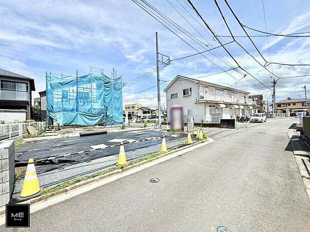 【前面道路含む現地写真】■家族とのお出かけが楽しくなる環境です
