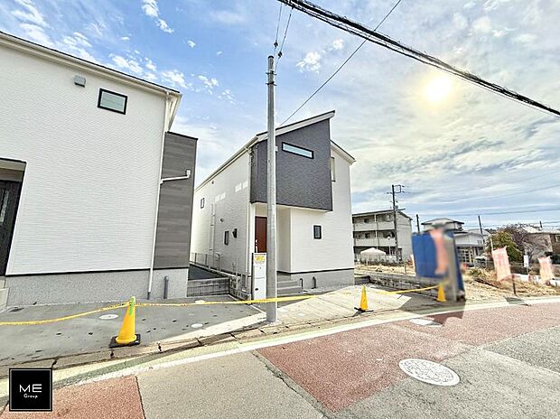 【前面道路含む現地写真】■家族とのお出かけが楽しくなる環境です