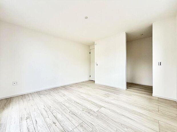 【子供部屋】2号棟  ■仕事や勉強のスペースに使うことで、集中しやすく静かな環境が整います