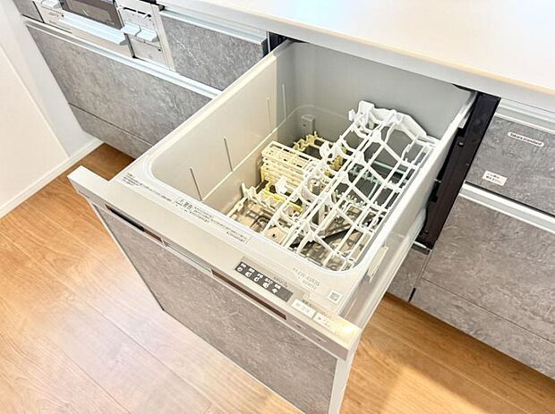 【浴室乾燥機】■冬でも温かく、快適乾燥機能で湿気対策もバッチリ
