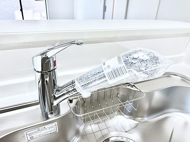 【浄水器】■清潔でおいしい水を手軽に供給してくれます
