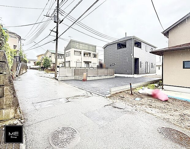 【前面道路含む現地写真】■家族とのお出かけが楽しくなる環境です