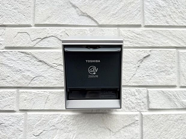 【EV電源】■自宅で簡単に充電でき、エコなカーライフをサポート