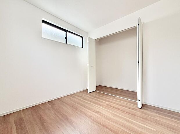 【洋室】4号棟  ■自分だけのスペース どんなお部屋にするかとっても楽しみですね
