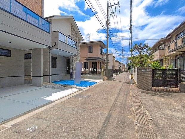 【前面道路含む現地写真】■この道を歩けば、毎日が少し特別になる