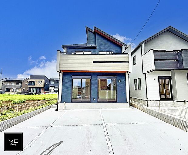 【現地外観写真】1号棟 ■暮らしを豊かにする充実した仕様設備で快適に