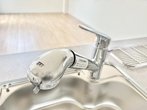 【浄水器】■清潔でおいしい水を手軽に供給してくれます