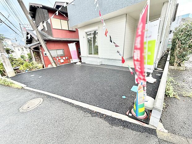 【駐車場】1号棟 ■自宅にカースペースがあると助かります