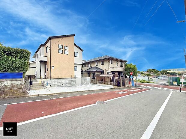 【前面道路含む現地写真】■家族とのお出かけが楽しくなる環境です