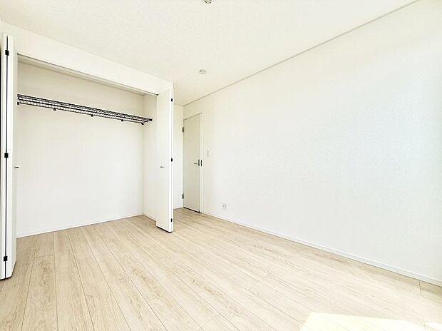 【リビング以外の居室】1号棟 ■機能的で使いやすいお部屋で毎日を快適に